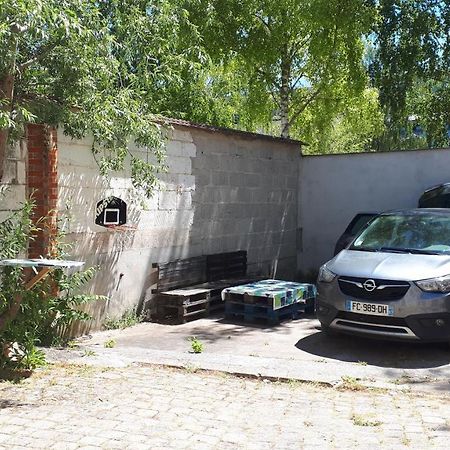 F4 Dans Maison Au Calme Pres Du Centre De Chalons En Champagne Екстериор снимка